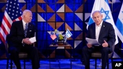 İsrail Başbakanı Benyamin Netanyahu ABD Başkanı Joe Biden ile 18 Ekim 2023'te Tel Aviv'de görüştü