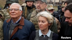 Avrupa Birliği Dış İlişkiler Yüksek Temsilcisi Josep Borrell ve Avrupa Komisyonu Başkanı Ursula von der Leyen Buça'yı ziyaret etti.