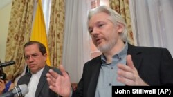 Ông Julian Assange bị cáo buộc hiếp dâm một người phụ nữ hồi năm 2010.