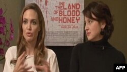 Angelina Jolie Sırplar'ın Tehditleri Yüzünden Belgrad'a Gidemedi