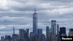 New York, merkez üssü New Jersey eyaletinin Whitehouse Station bölgesi olan 4,8 büyüklüğünde bir depremle sarsıldı.