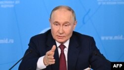 Rusya Cumhurbaşkanı Vladimir Putin'in 24 yıl aradan sonra ilk kez bu hafta Kuzey Kore'yi ziyaret edeceği bildirildi.